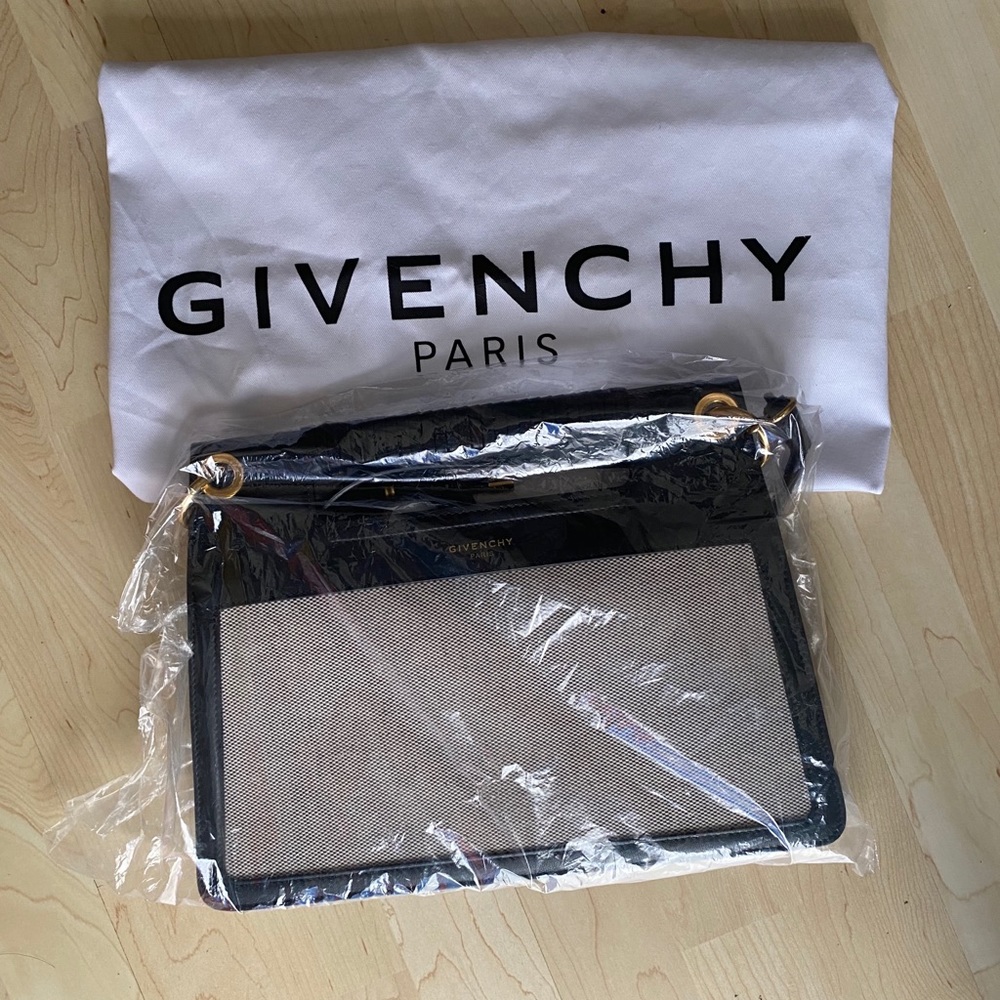 GIVENCHY WHIP MEDIUM BAG